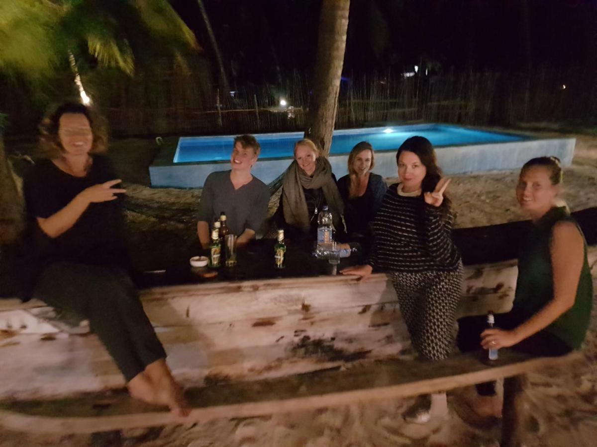 Auberge de jeunesse Drifters Zanzibar à Paje Extérieur photo