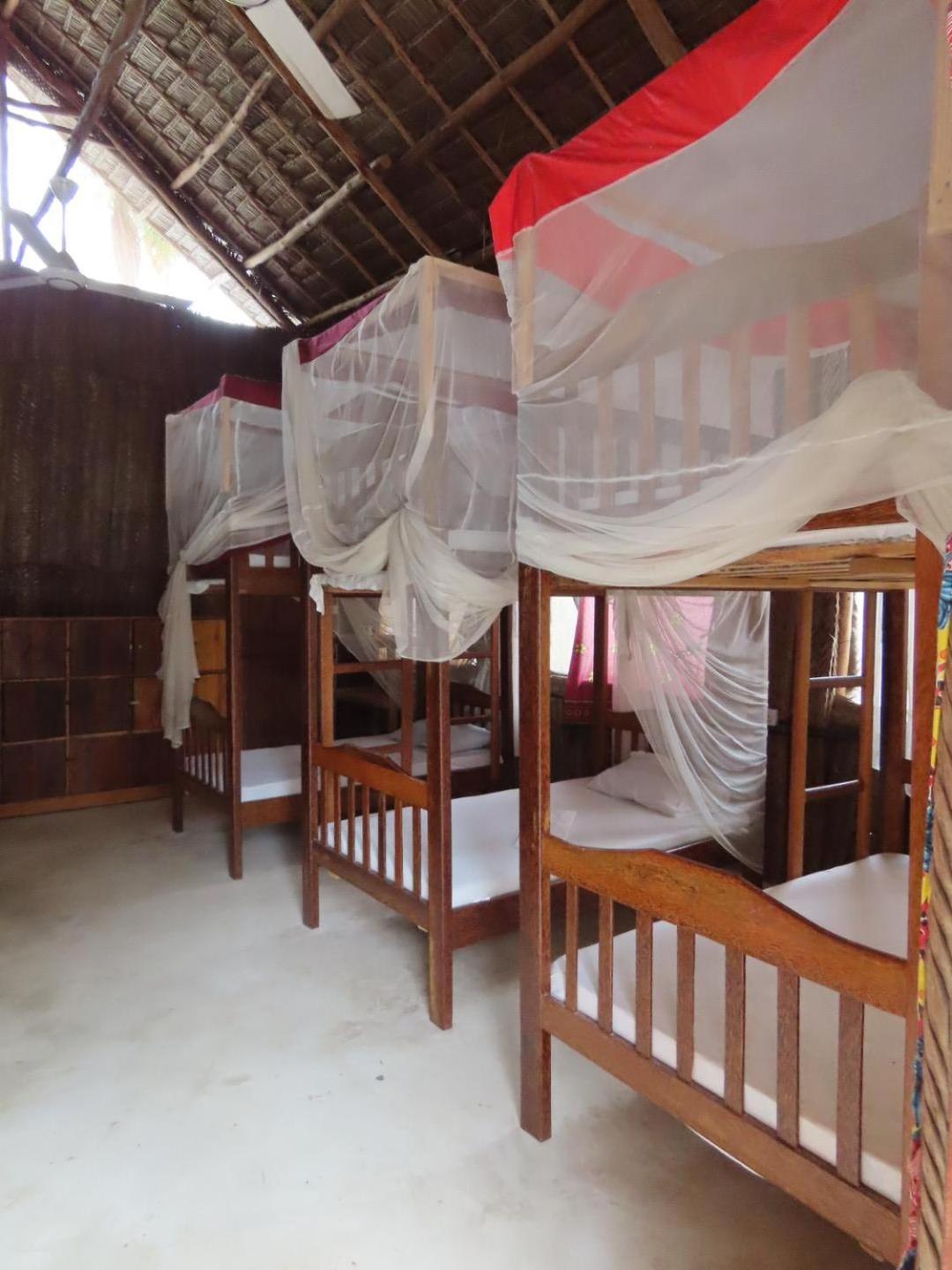 Auberge de jeunesse Drifters Zanzibar à Paje Extérieur photo